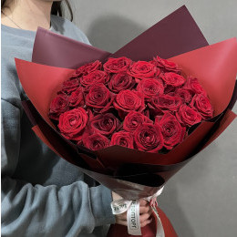 Розы Red Naomi 25 шт