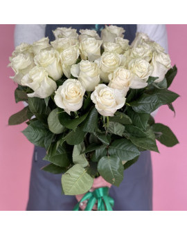 Букет из белых роз "Мондиаль"